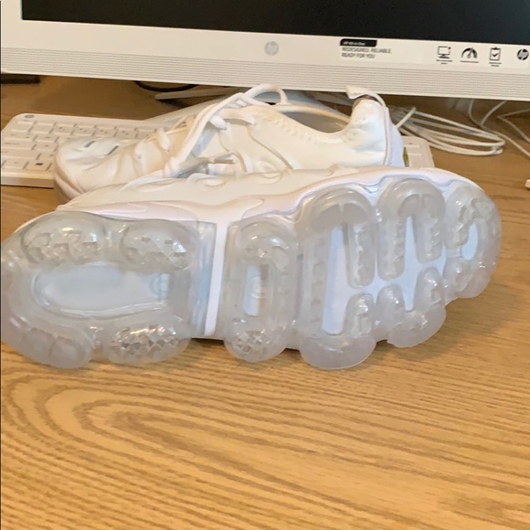 🍭White Sneakers🍭 - Picture 4 of 4